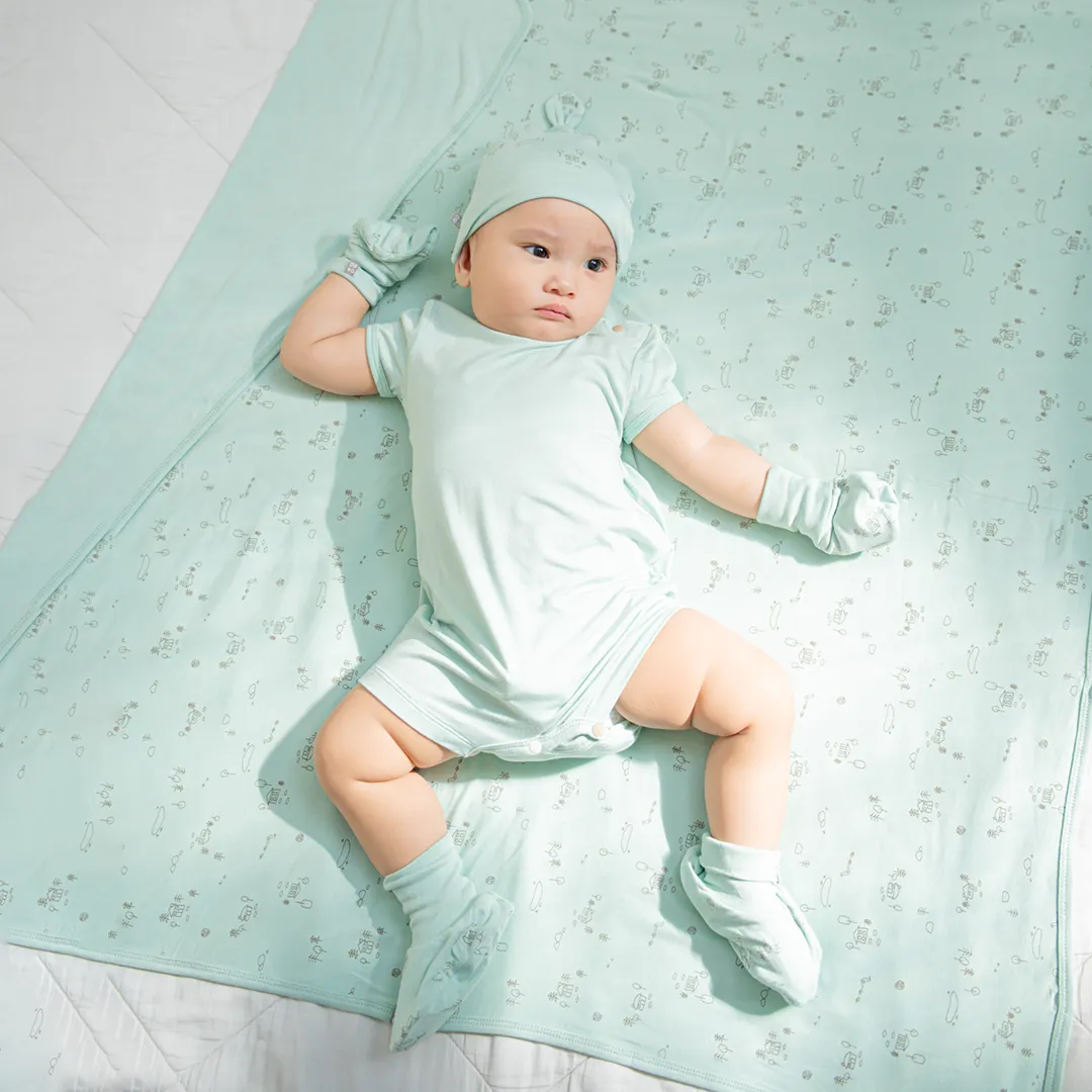 Bamboo Newborn Baby Gift Set (With Blanket) - An Adventure