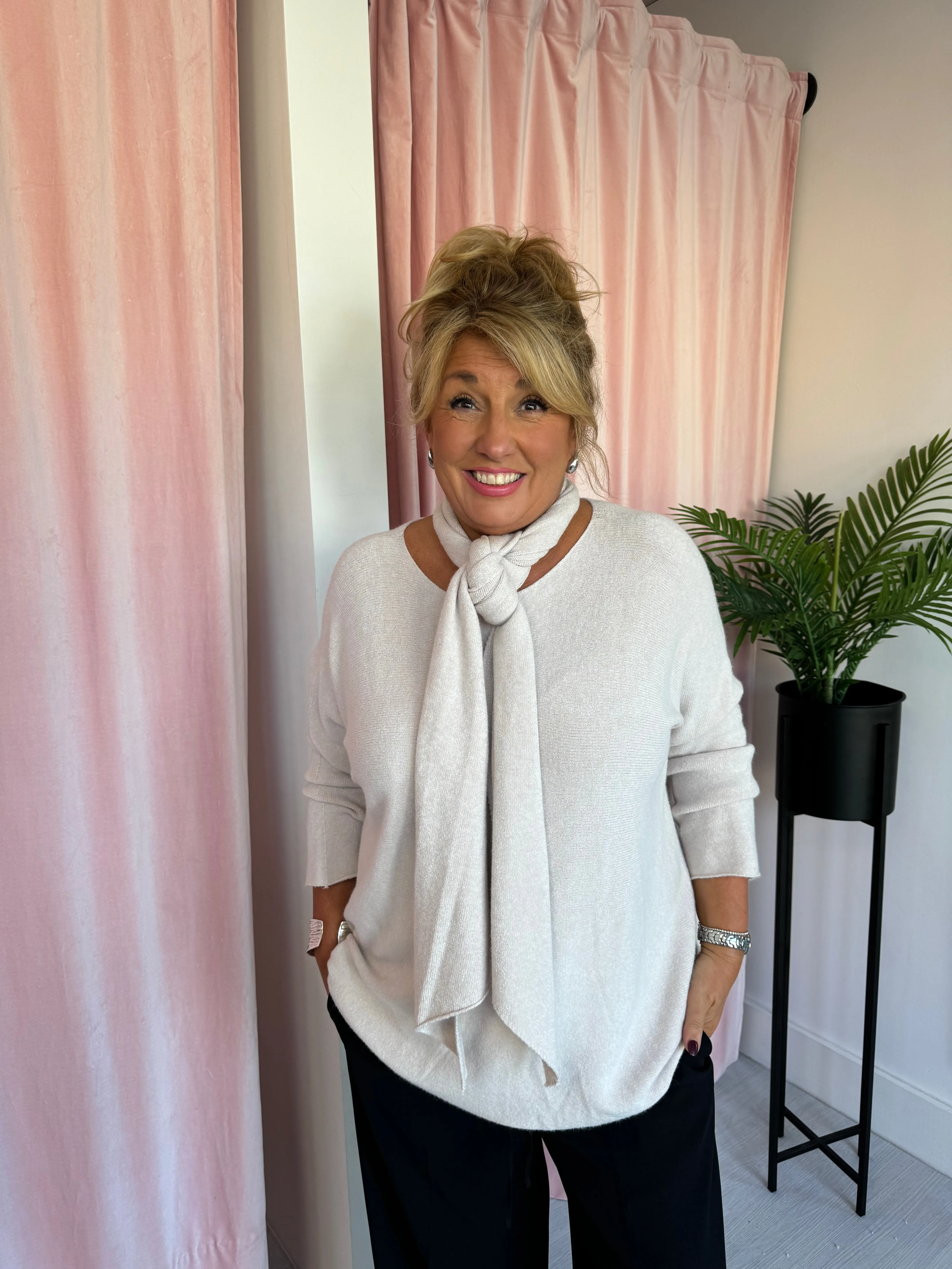 Jumper & Scarf - Cream