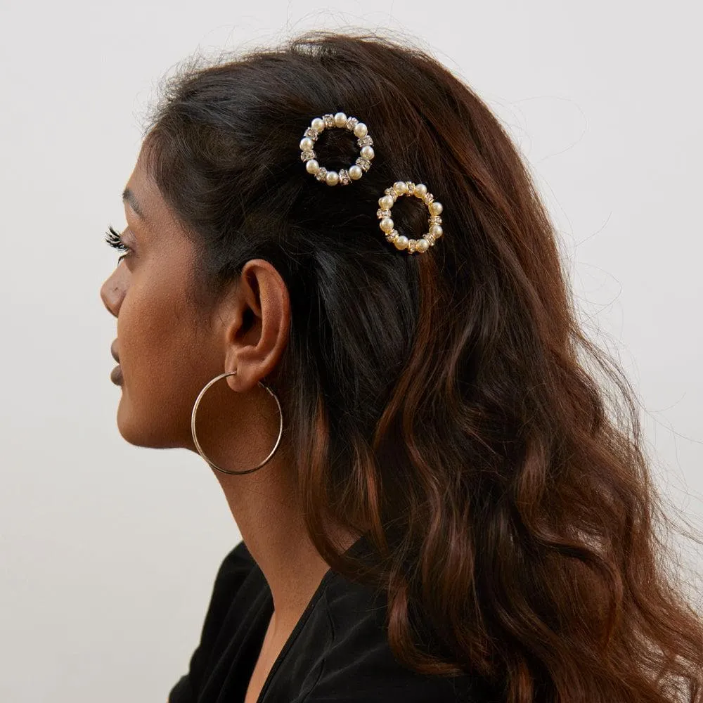 Pearl Crystal Circle Clip